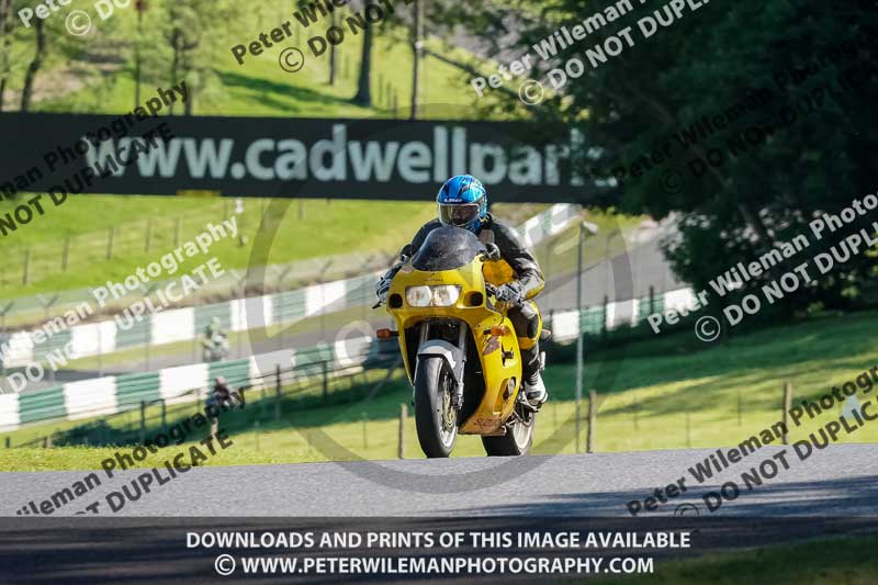 cadwell no limits trackday;cadwell park;cadwell park photographs;cadwell trackday photographs;enduro digital images;event digital images;eventdigitalimages;no limits trackdays;peter wileman photography;racing digital images;trackday digital images;trackday photos